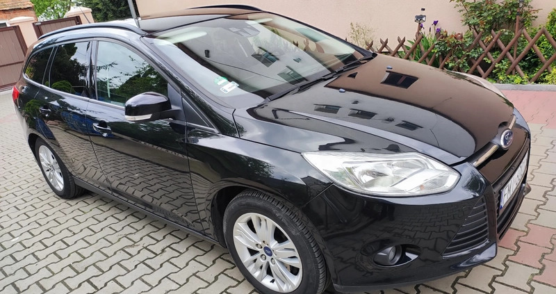 Ford Focus cena 19400 przebieg: 223654, rok produkcji 2011 z Skwierzyna małe 137